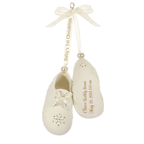 Babys shoes ornament with message on the sole